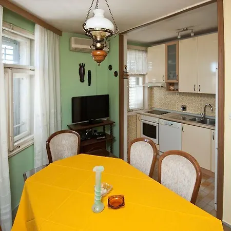 Blajic Apartment *